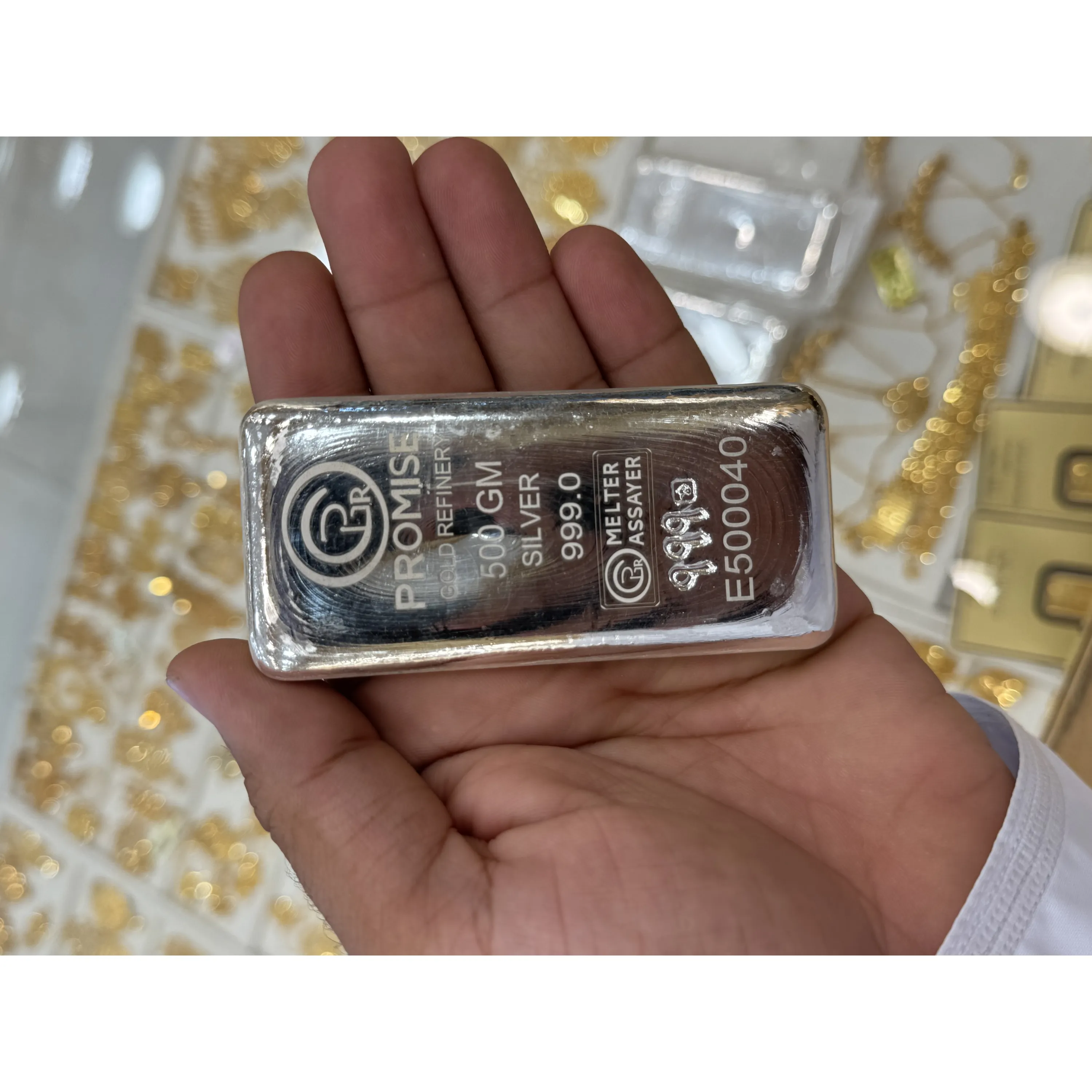 500g 999 silver bar - purchase by whatsapp only 97111978