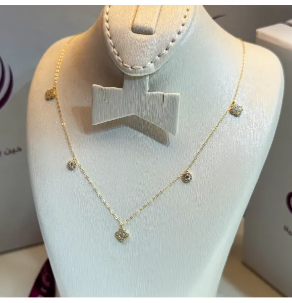 18 karat gold choker, made in Turkey - (H-1078) 18 karat gold choker, made in Turkey - (H-1078)