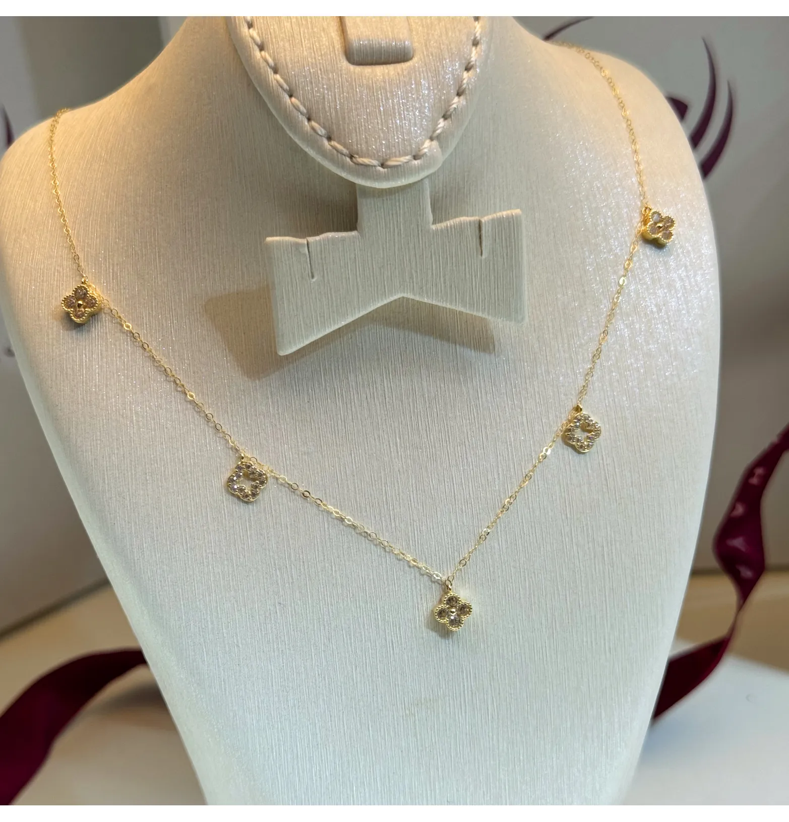 18 karat gold choker, made in Turkey