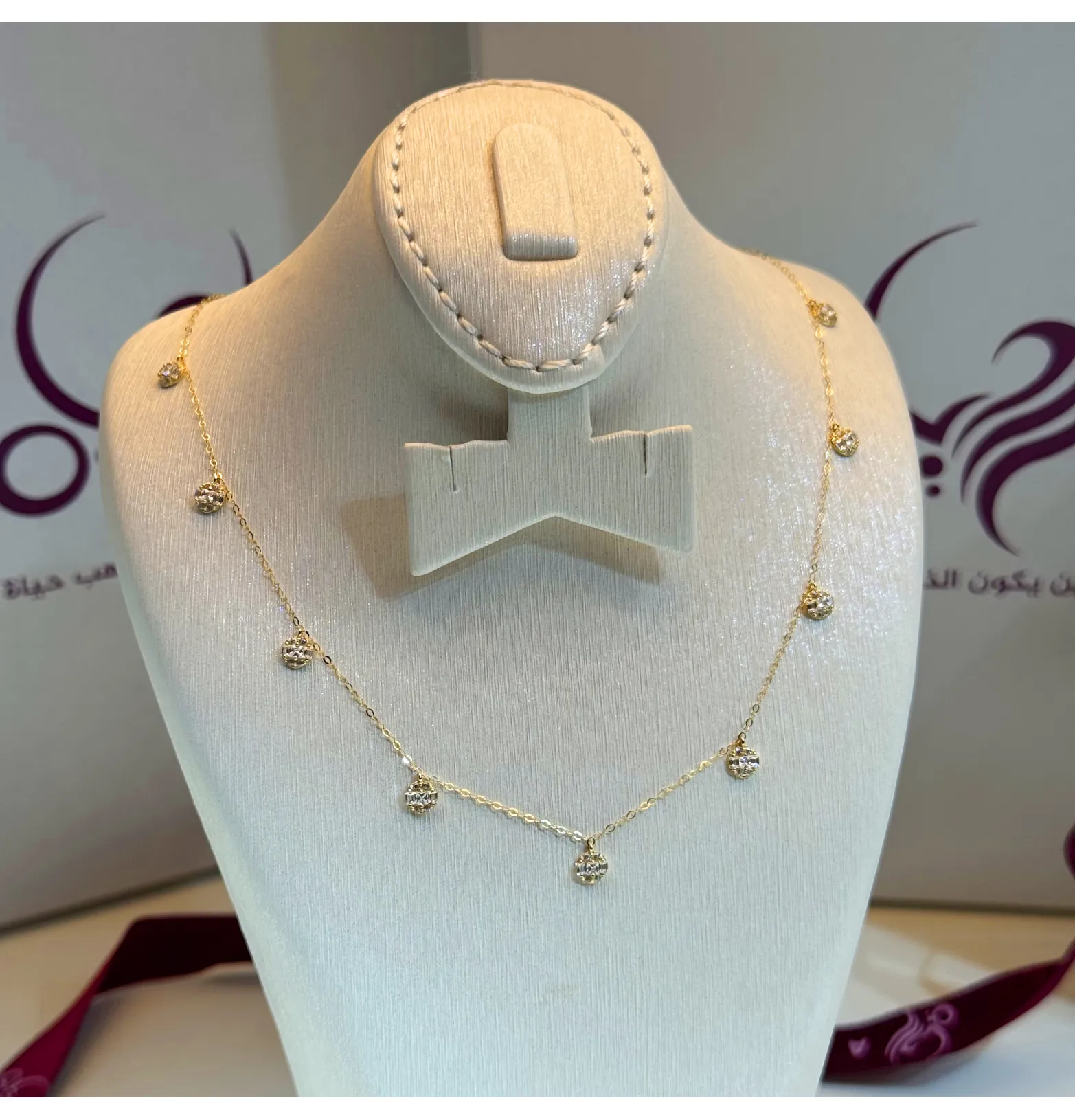 18 karat gold choker, made in Turkey