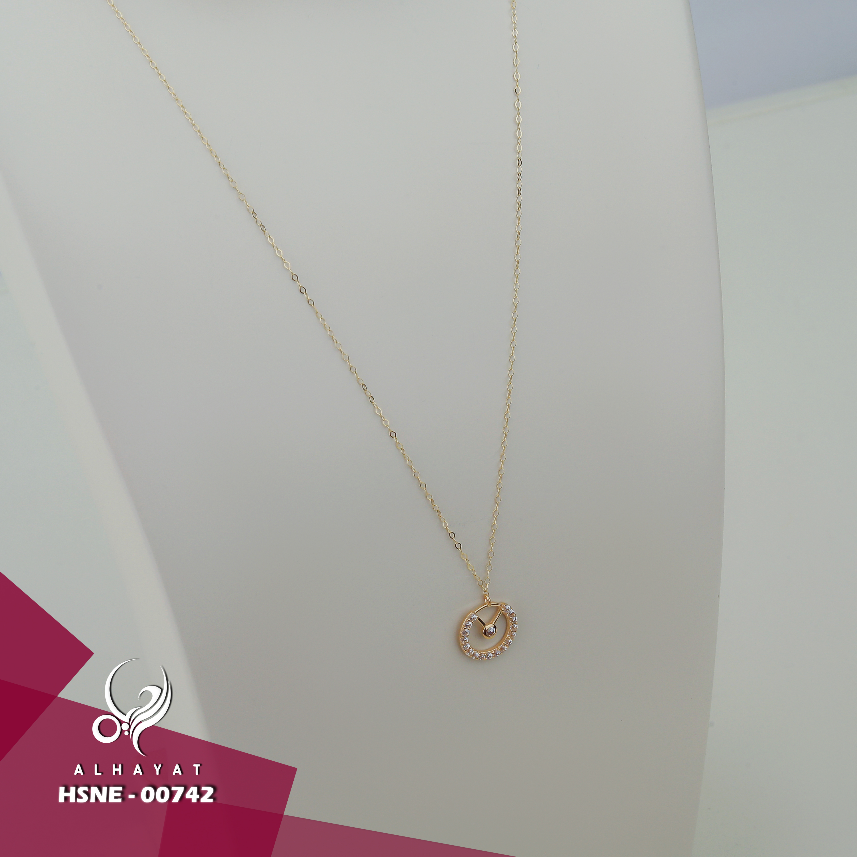 18 karat gold choker, made in Turkey