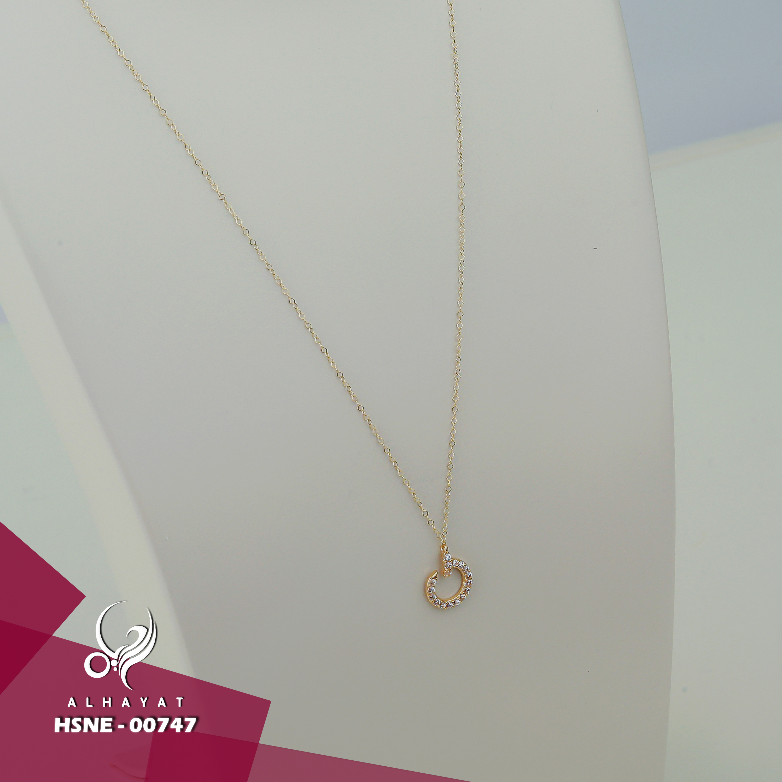 18 karat gold choker, made in Turkey