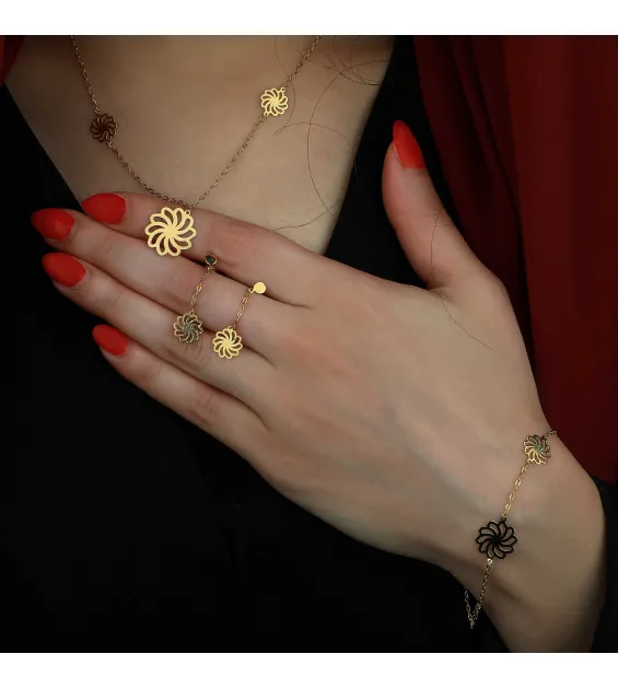 18 karat gold set, Turkish made