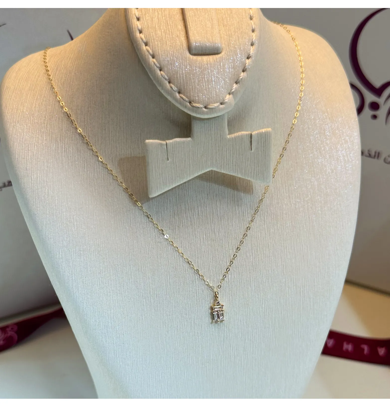 18 karat gold choker, made in Turkey