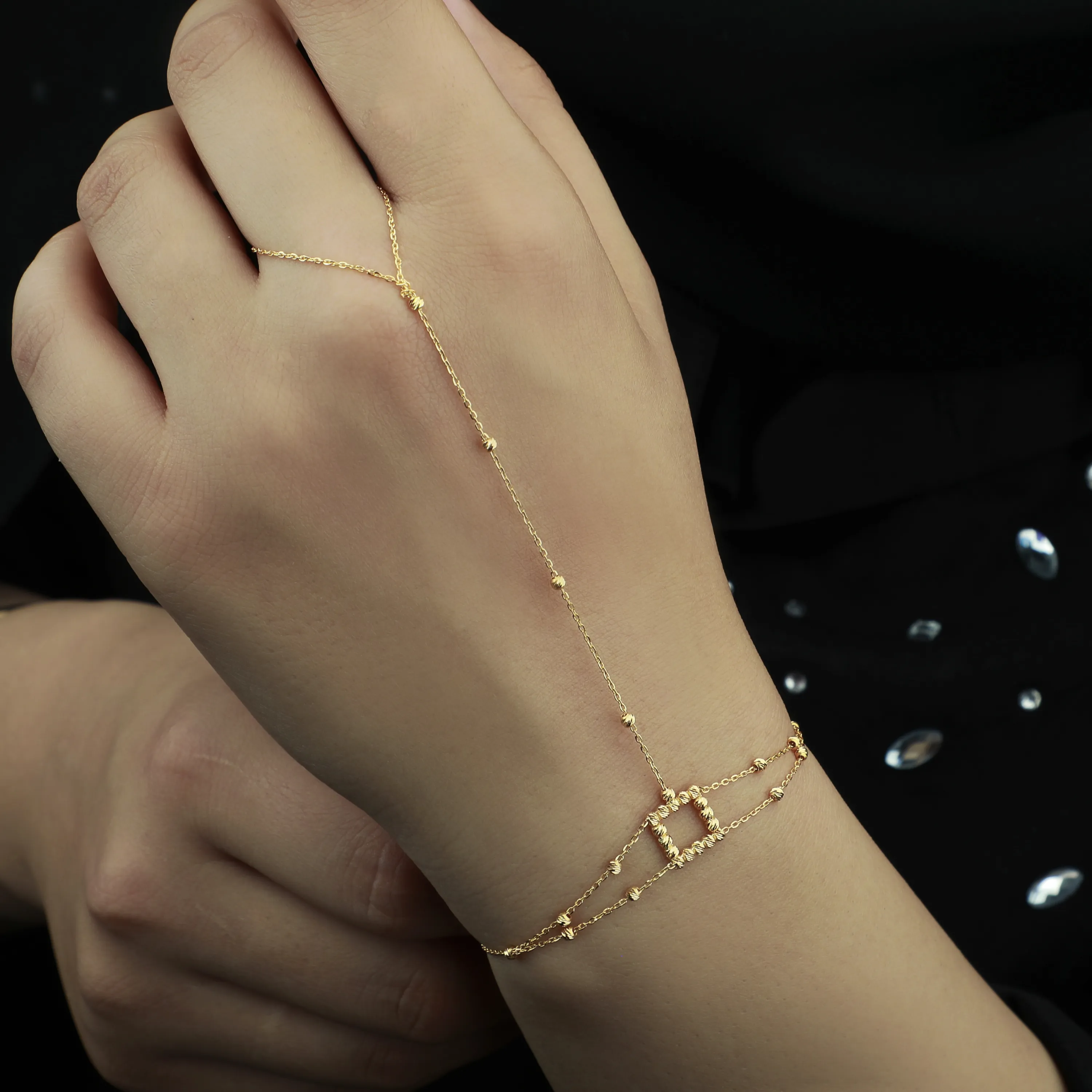 21-karat gold hand, Turkish made