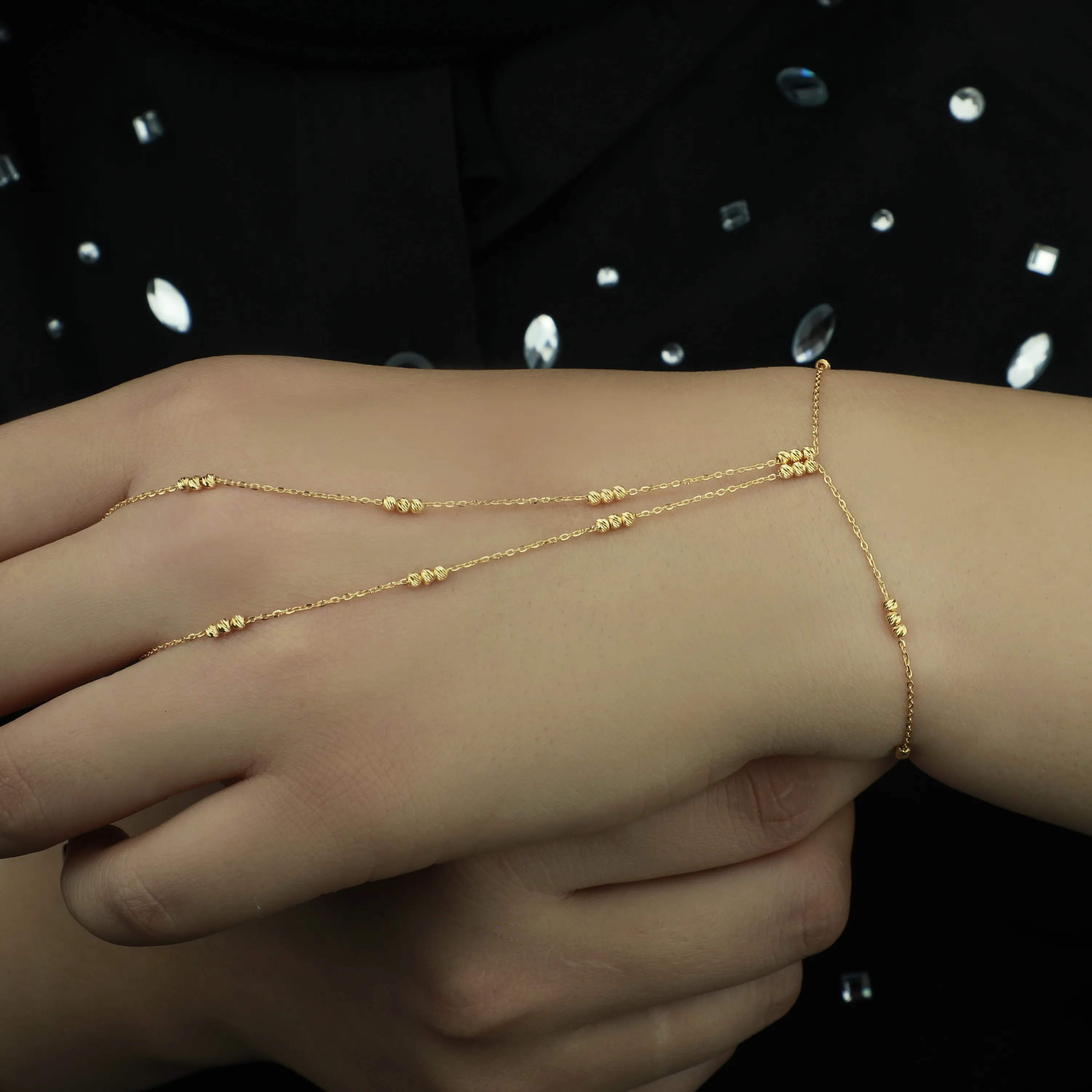 21-karat gold hand, Turkish made
