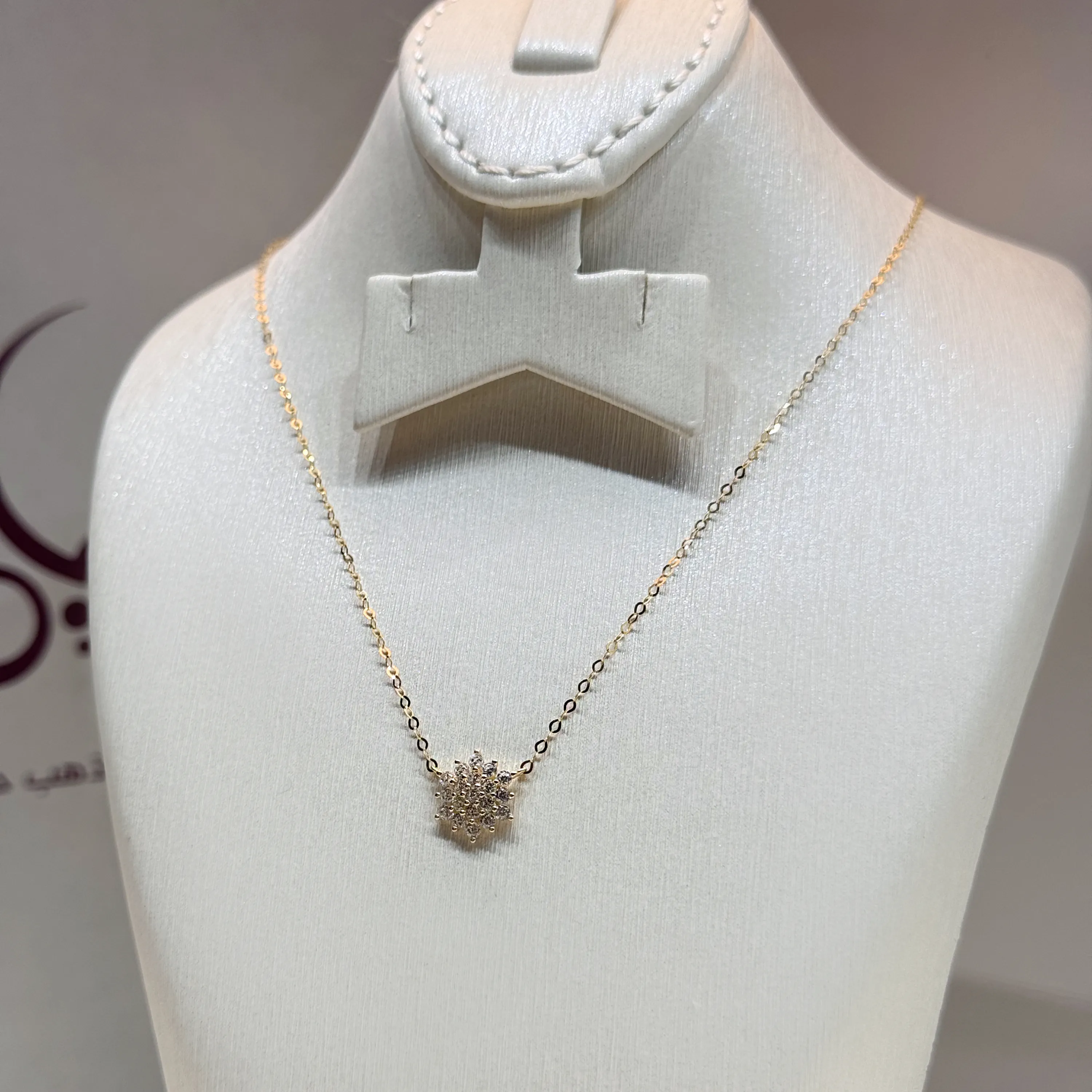 18-karat gold choker, Turkish made