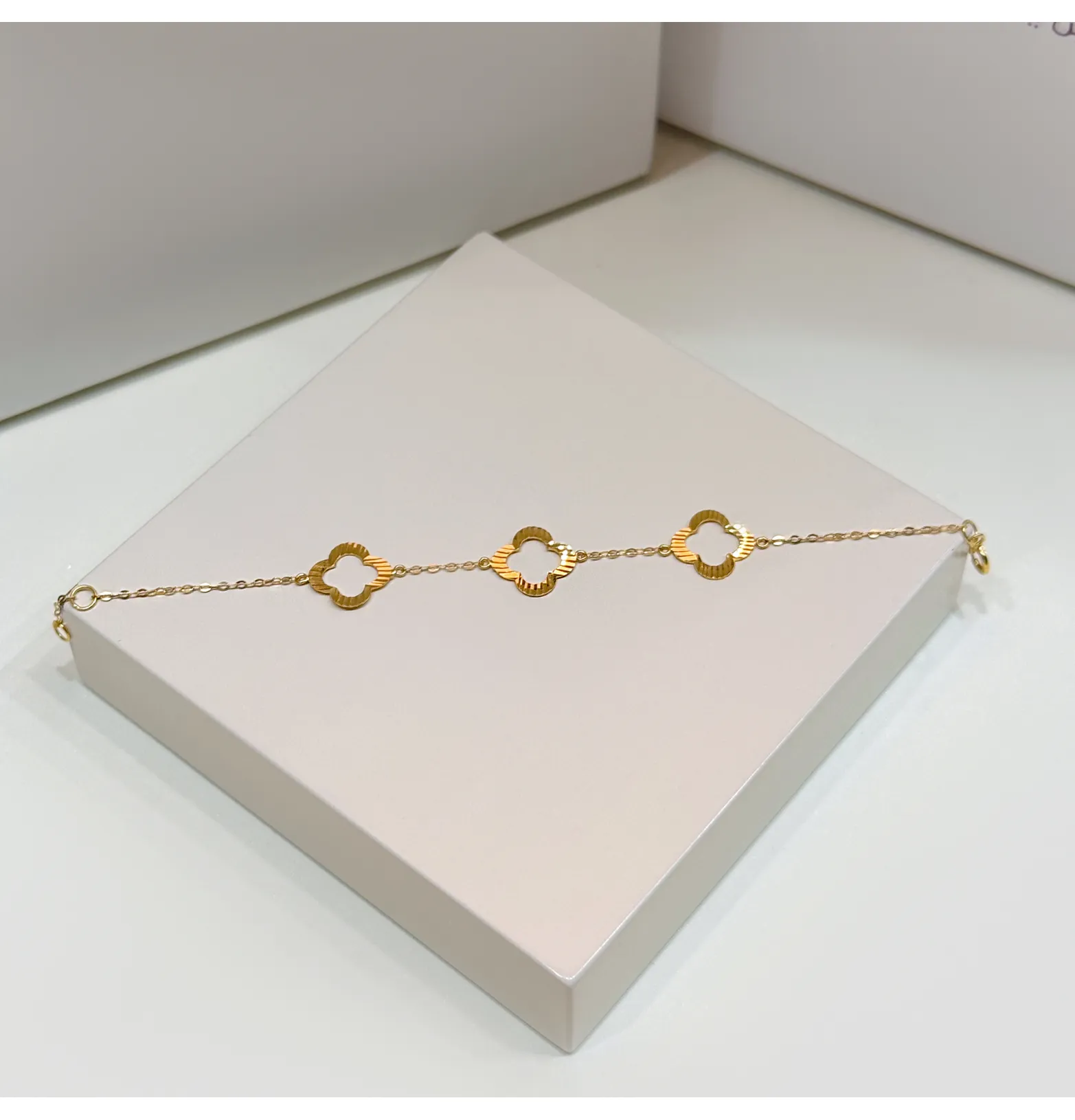 21-karat gold bracelet for children, made in Turkey 21-karat gold bracelet for children, made in Turkey