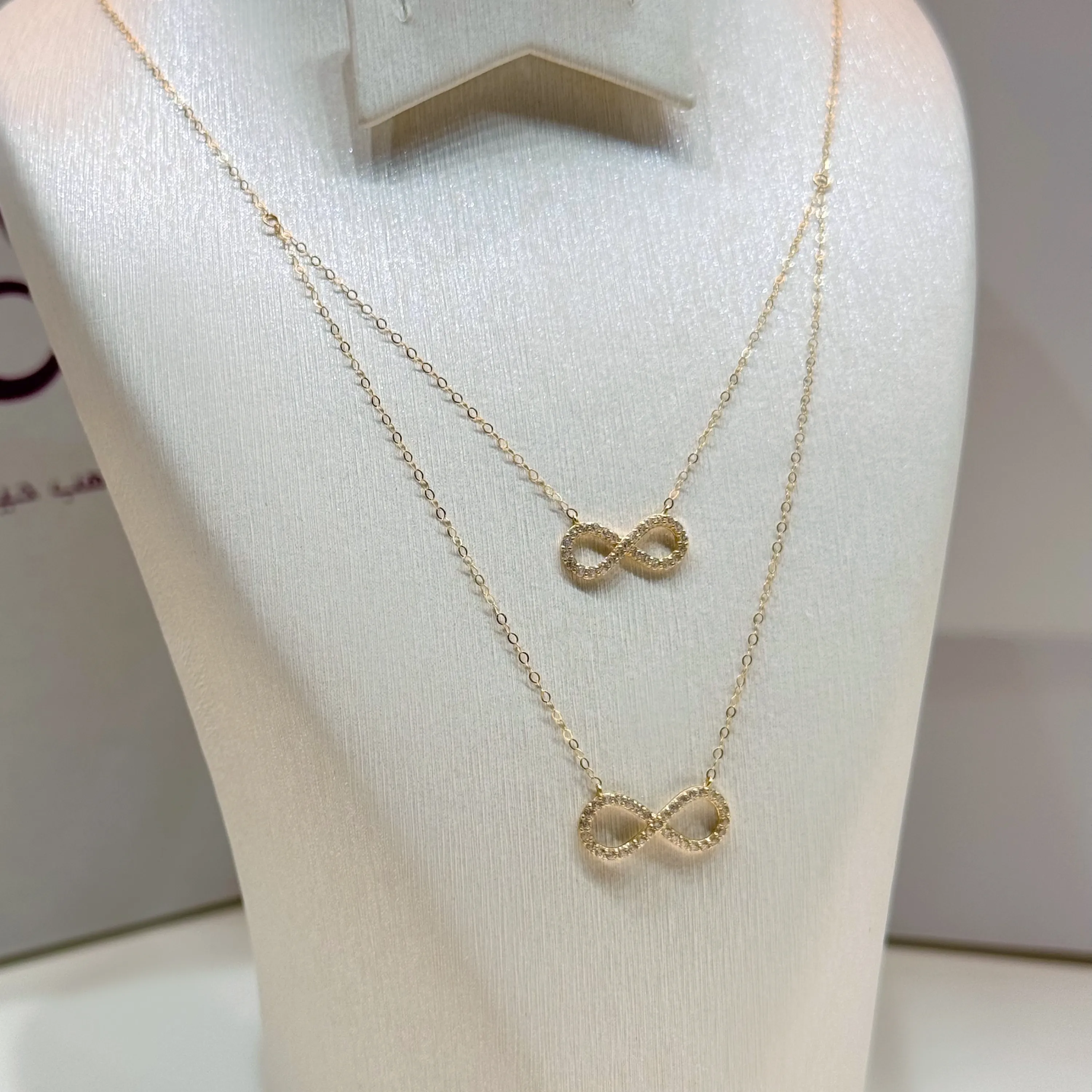 18-karat gold choker, Turkish made