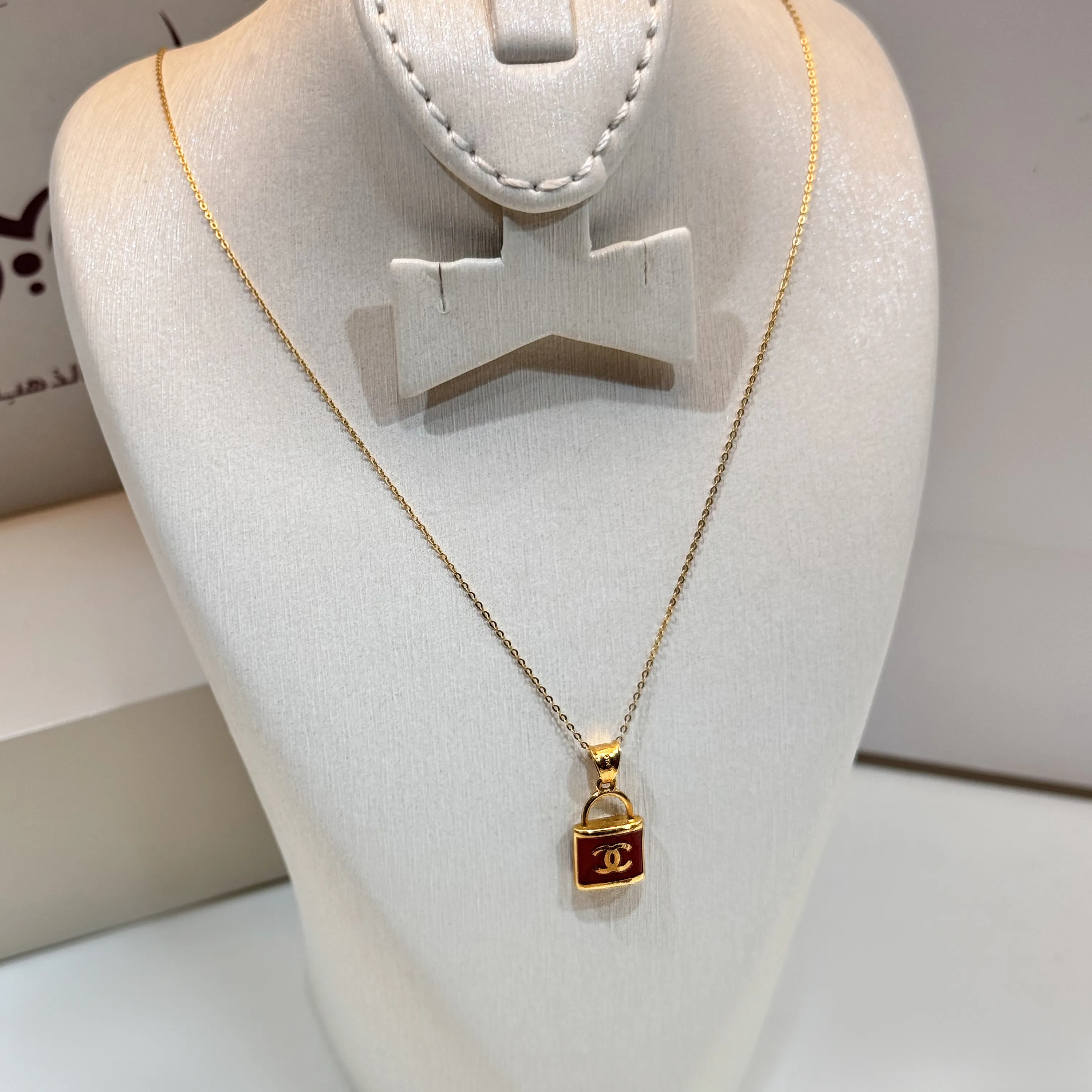 21-karat gold choker, Turkish made