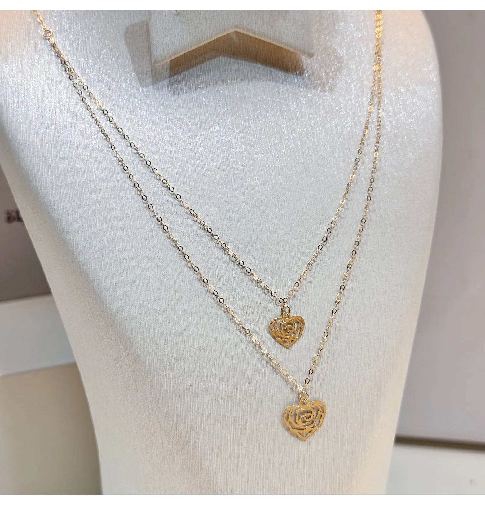 18-karat gold choker, Turkish made