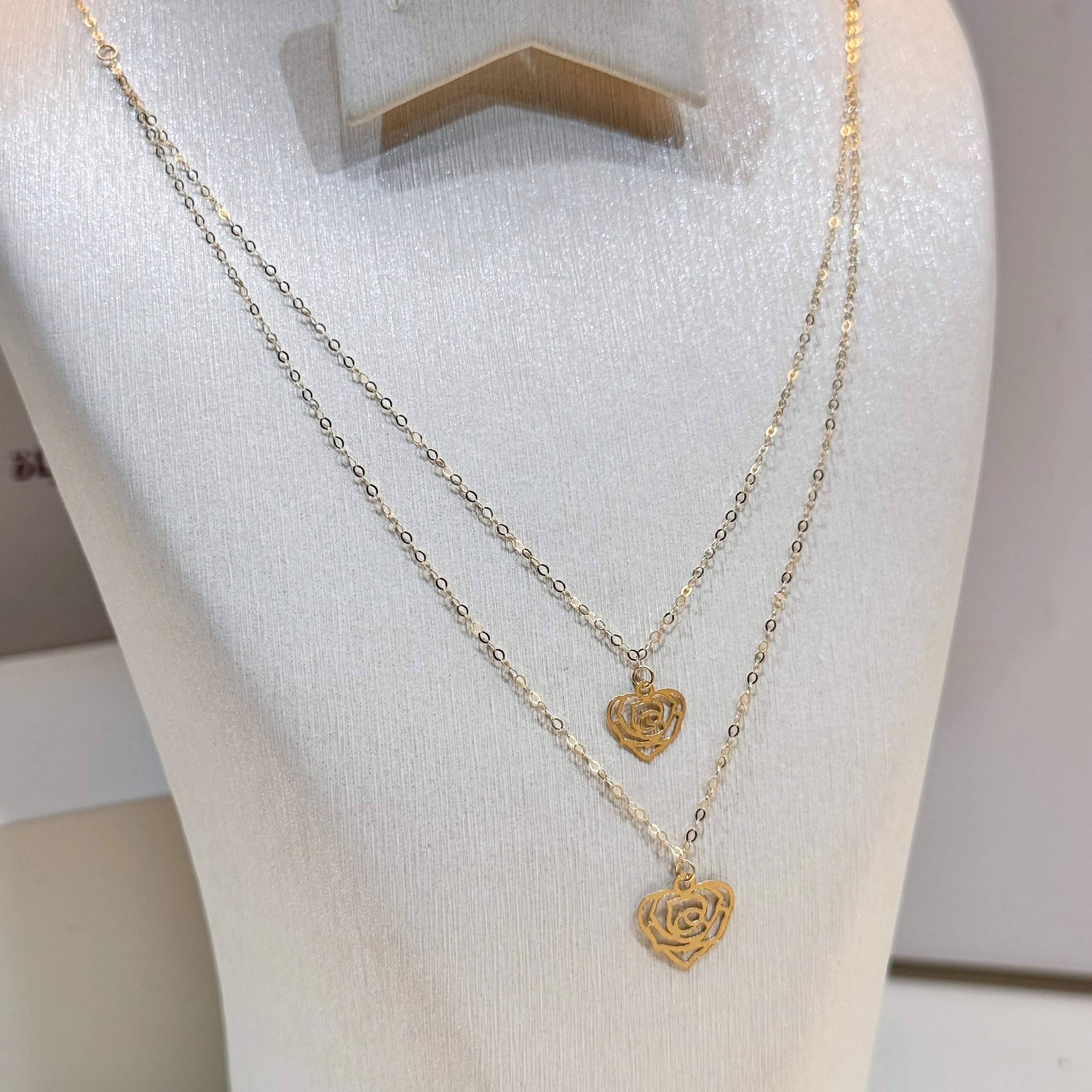 18-karat gold choker, Turkish made