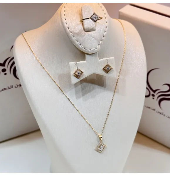 18-karat gold set, Turkish made - (H-1432)