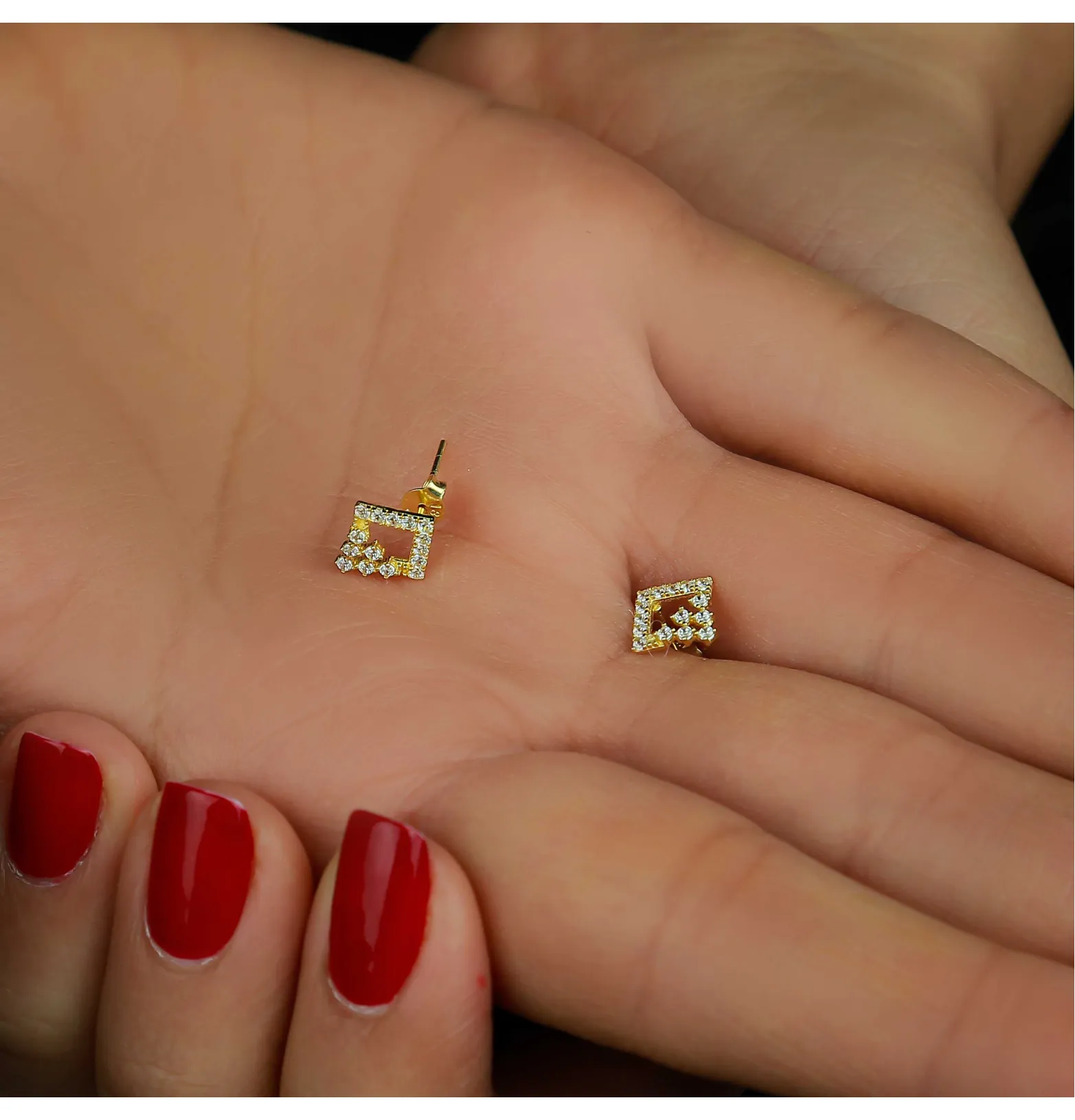 18 karat gold net ring, made in Turkey