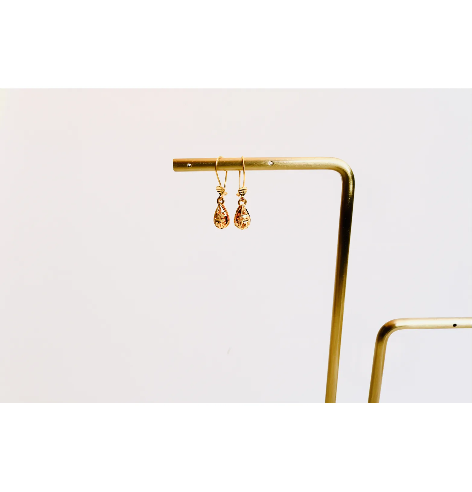 Children's earrings with a 21-karat gold pendant, Turkish made