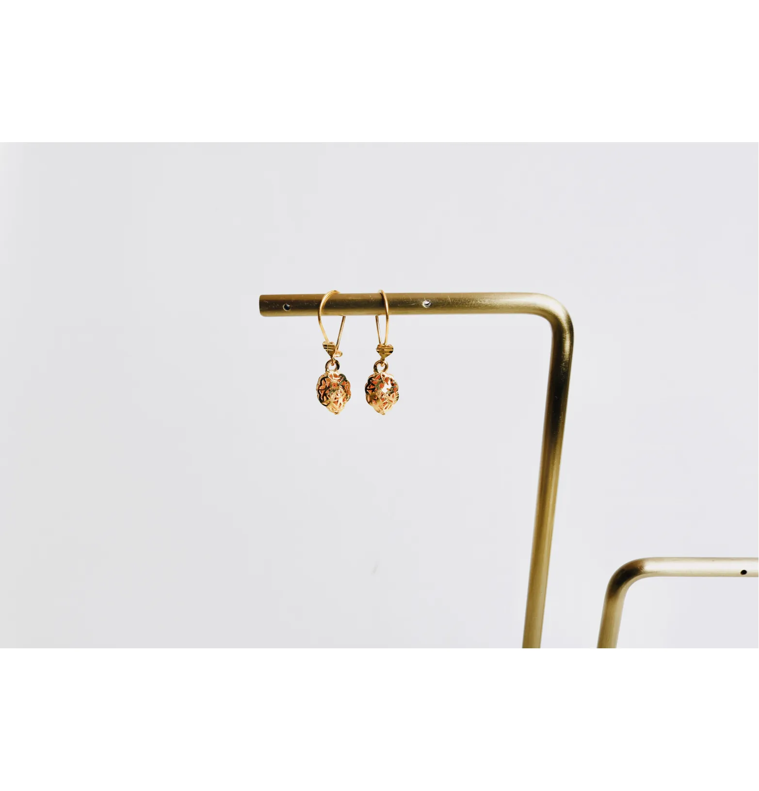 Children's earrings with a 21-karat gold pendant, Turkish made