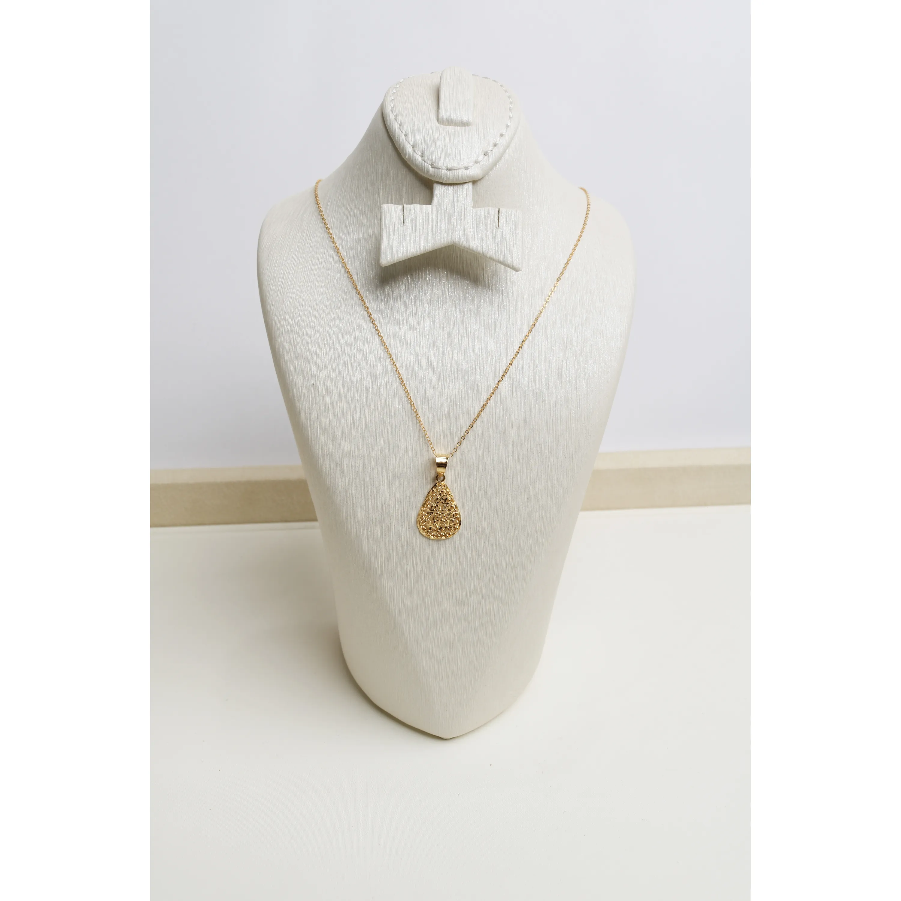 21-karat gold choker, Turkish made