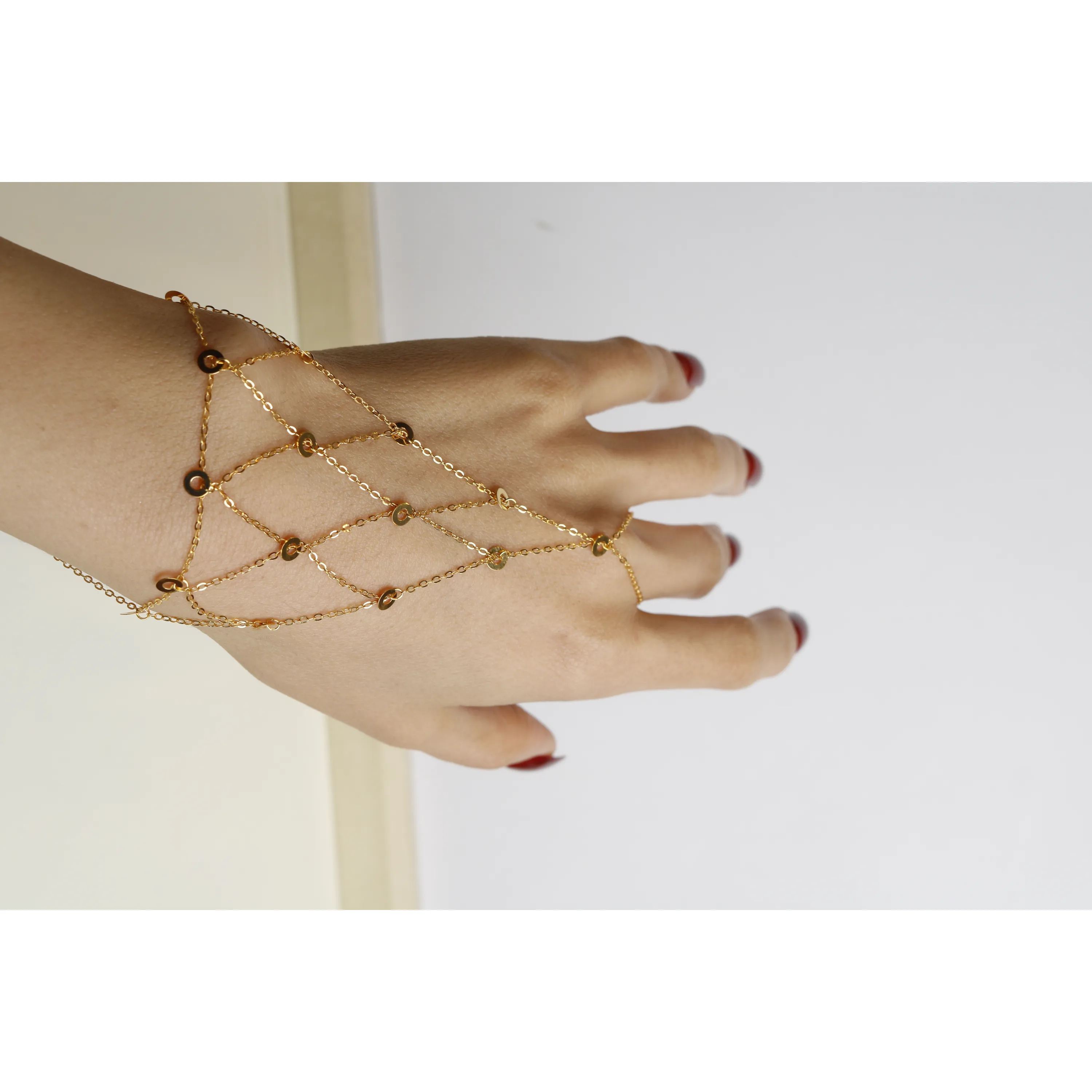 21-karat gold hand, Turkish made