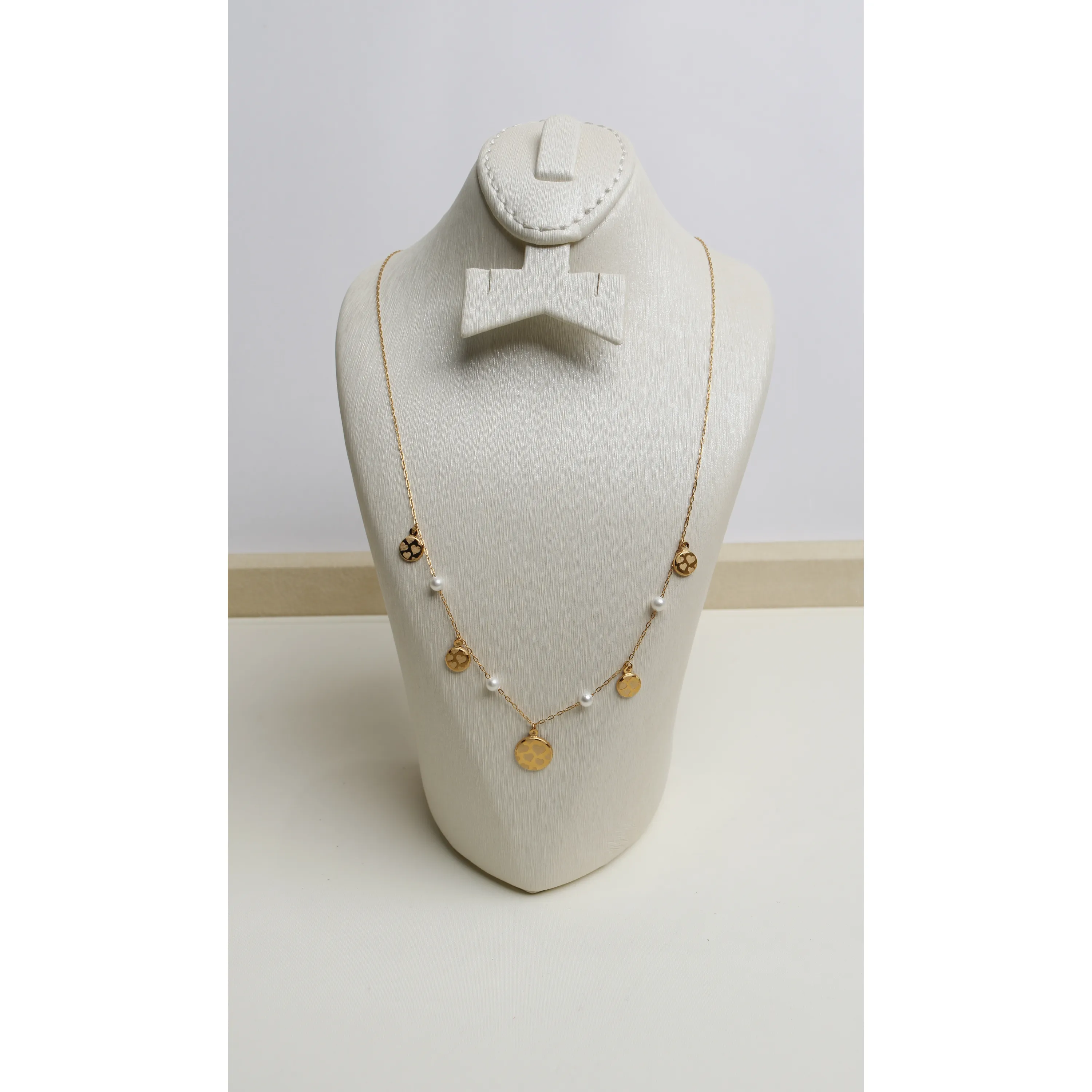 21-karat gold choker, Turkish made