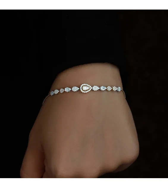 18 karat gold bracelet, made in Turkey