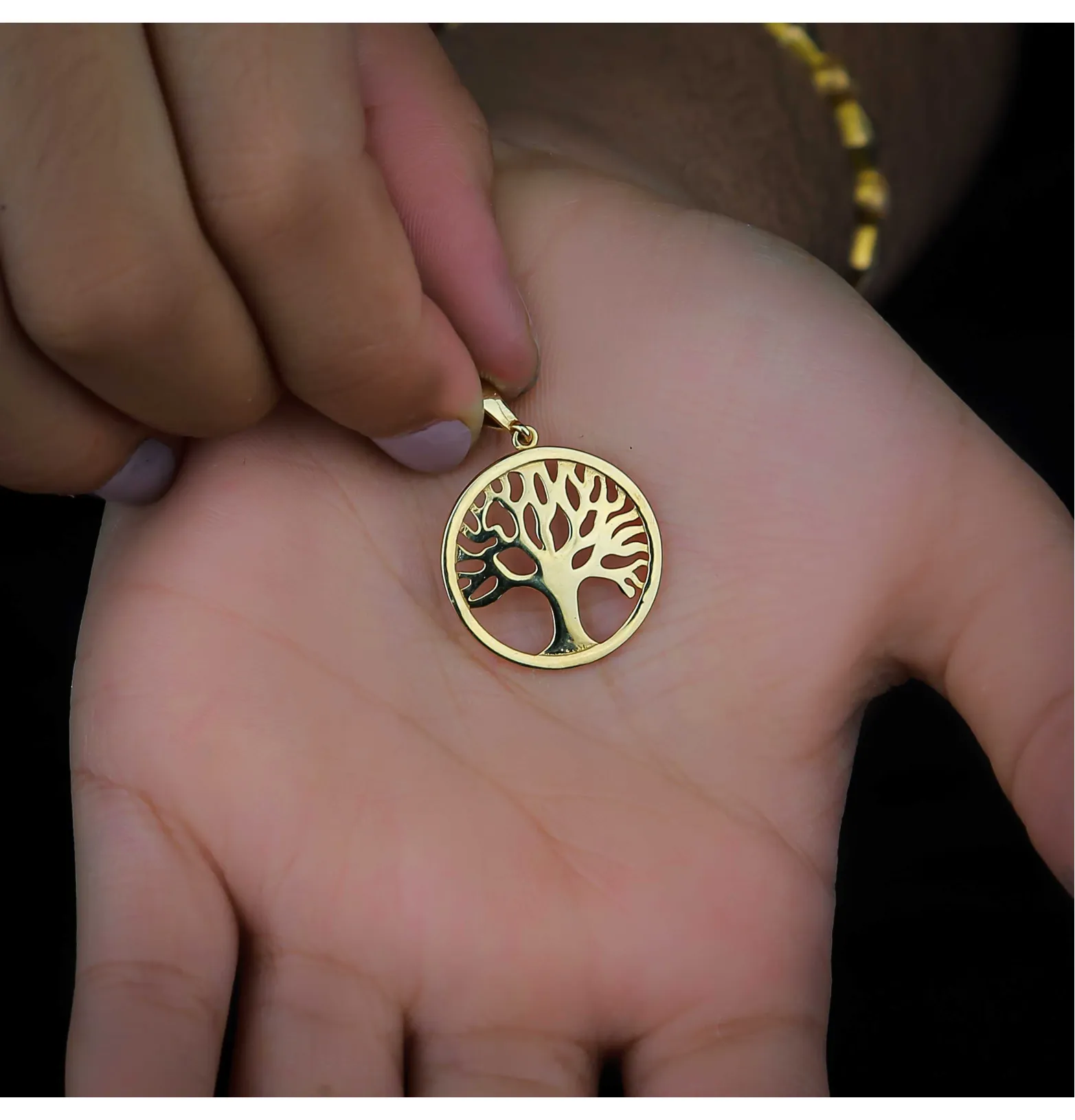 18k gold heart pendant, made in Turkey