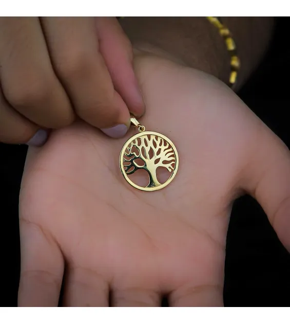 18k gold heart pendant, made in Turkey