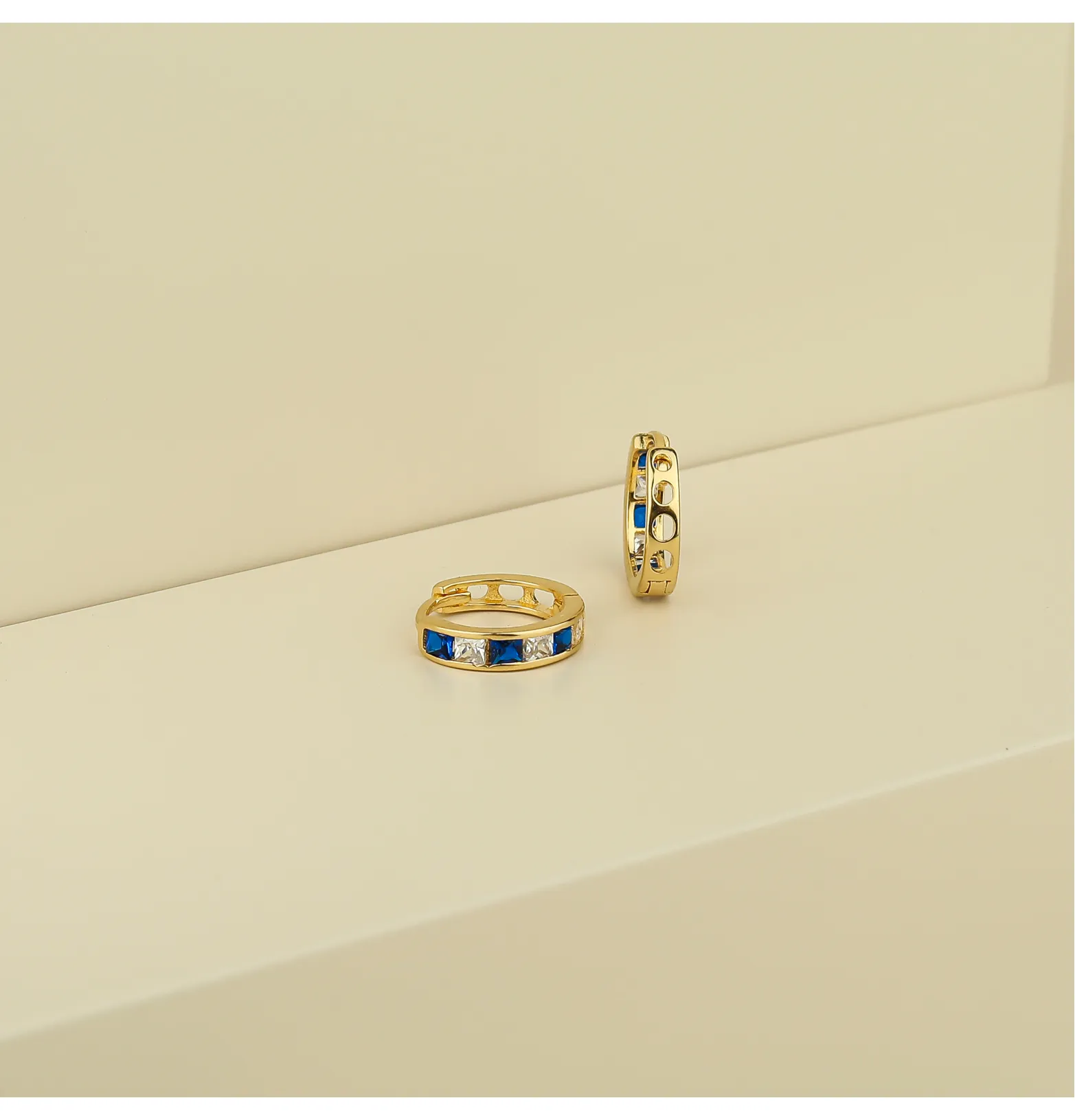 18k gold crescent hoop earrings, made in Turkey