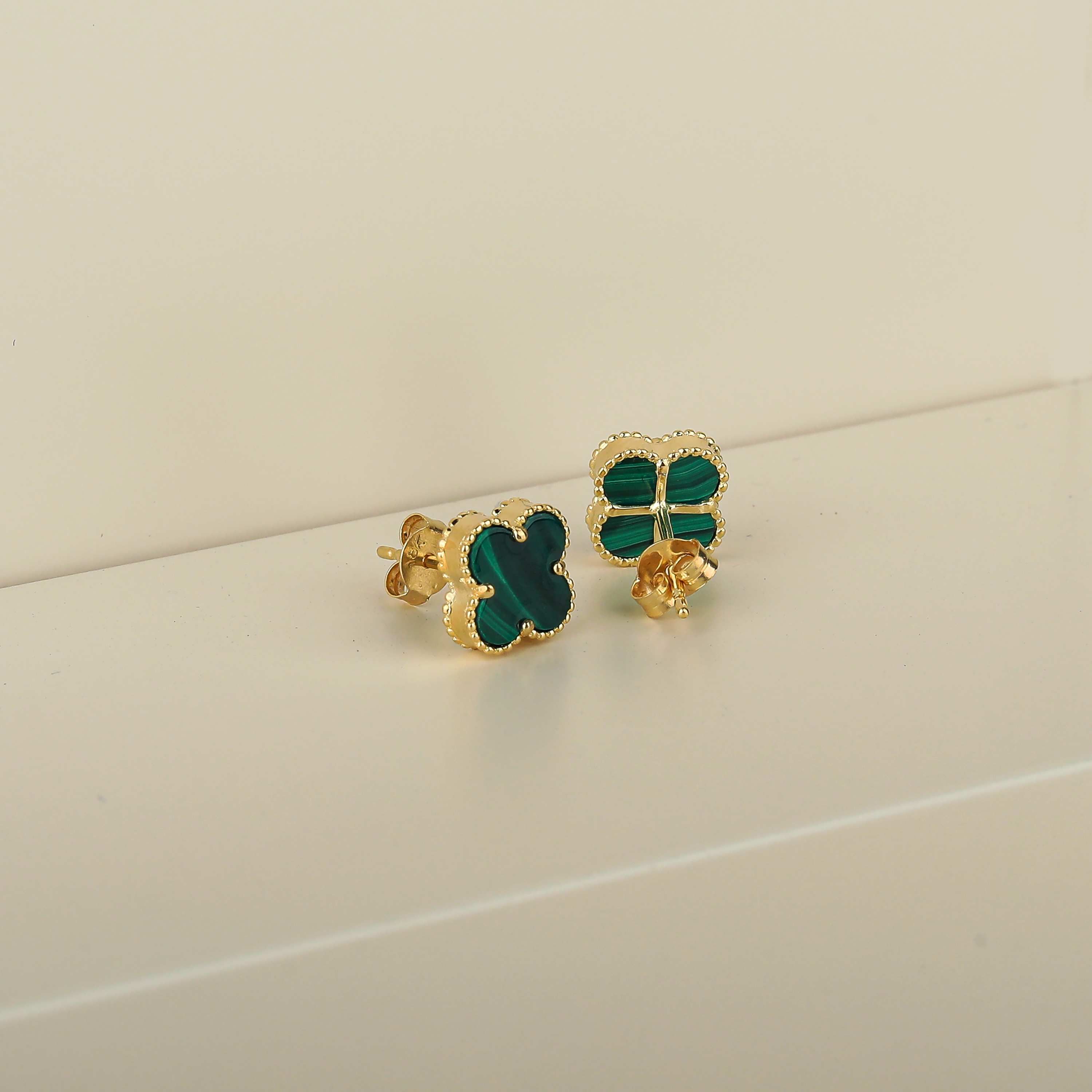 18 karat gold net ring, made in Turkey