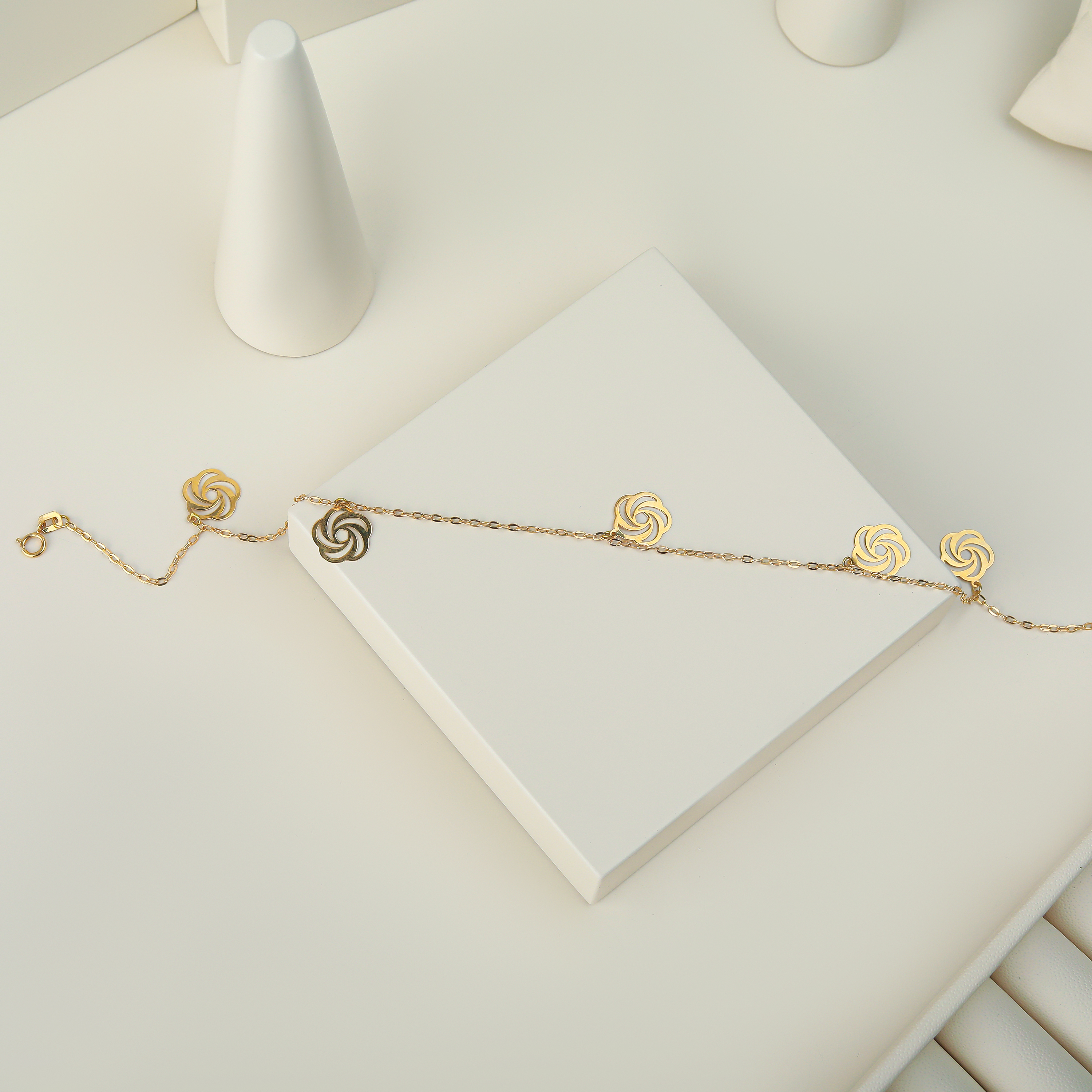 18 karat gold anklet, Turkish made