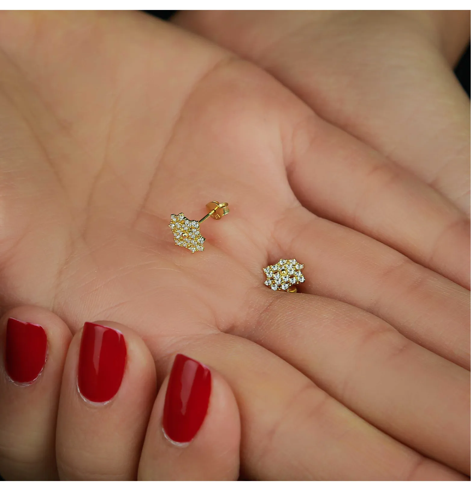 18 karat gold net ring, made in Turkey