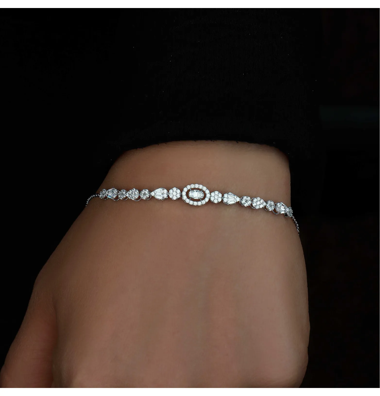 18 karat white gold bracelet, made in Turkey