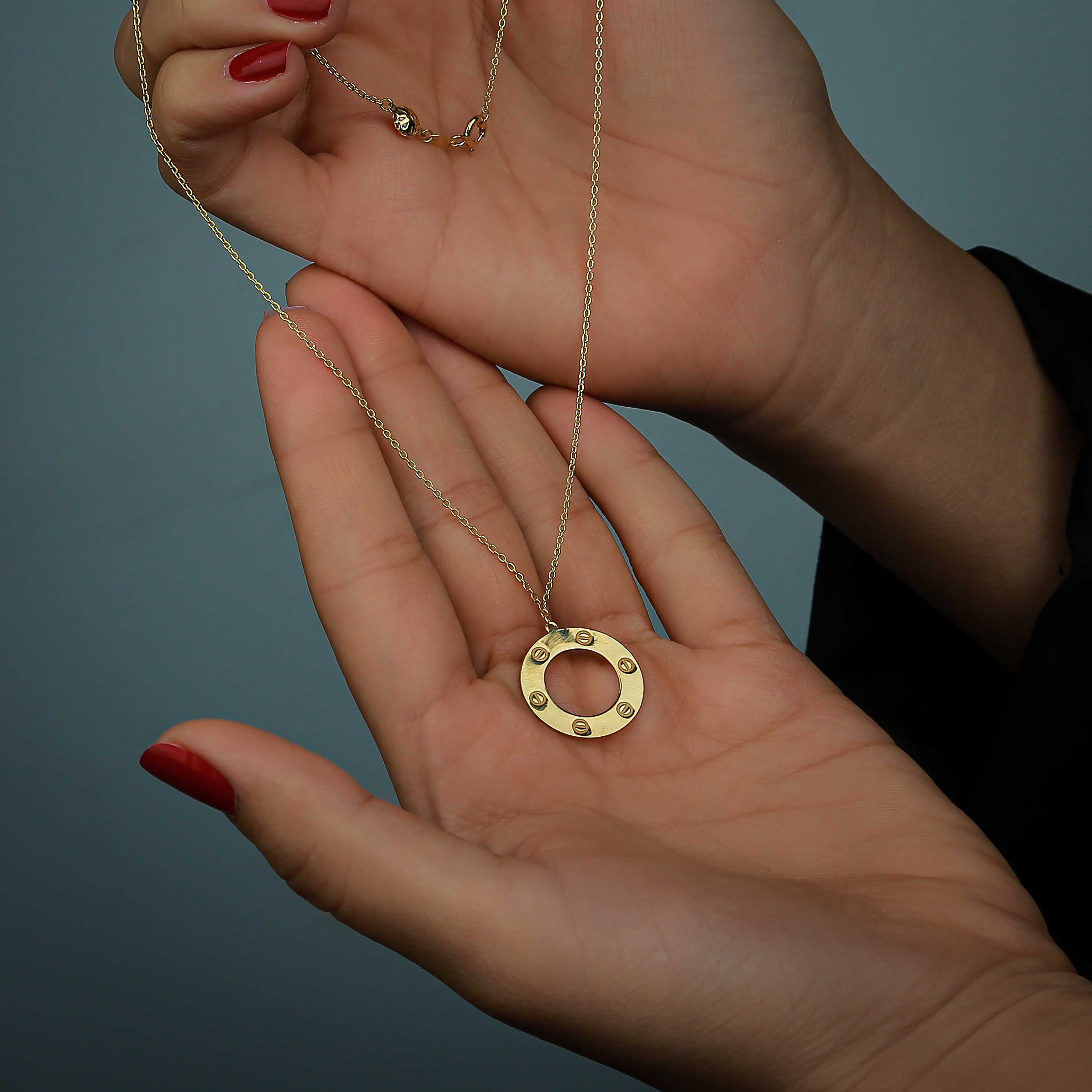 18 karat gold choker, made in Turkey