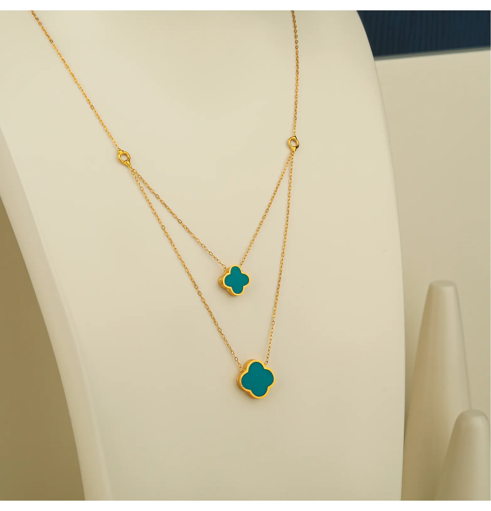 21-karat gold choker, made in Turkey