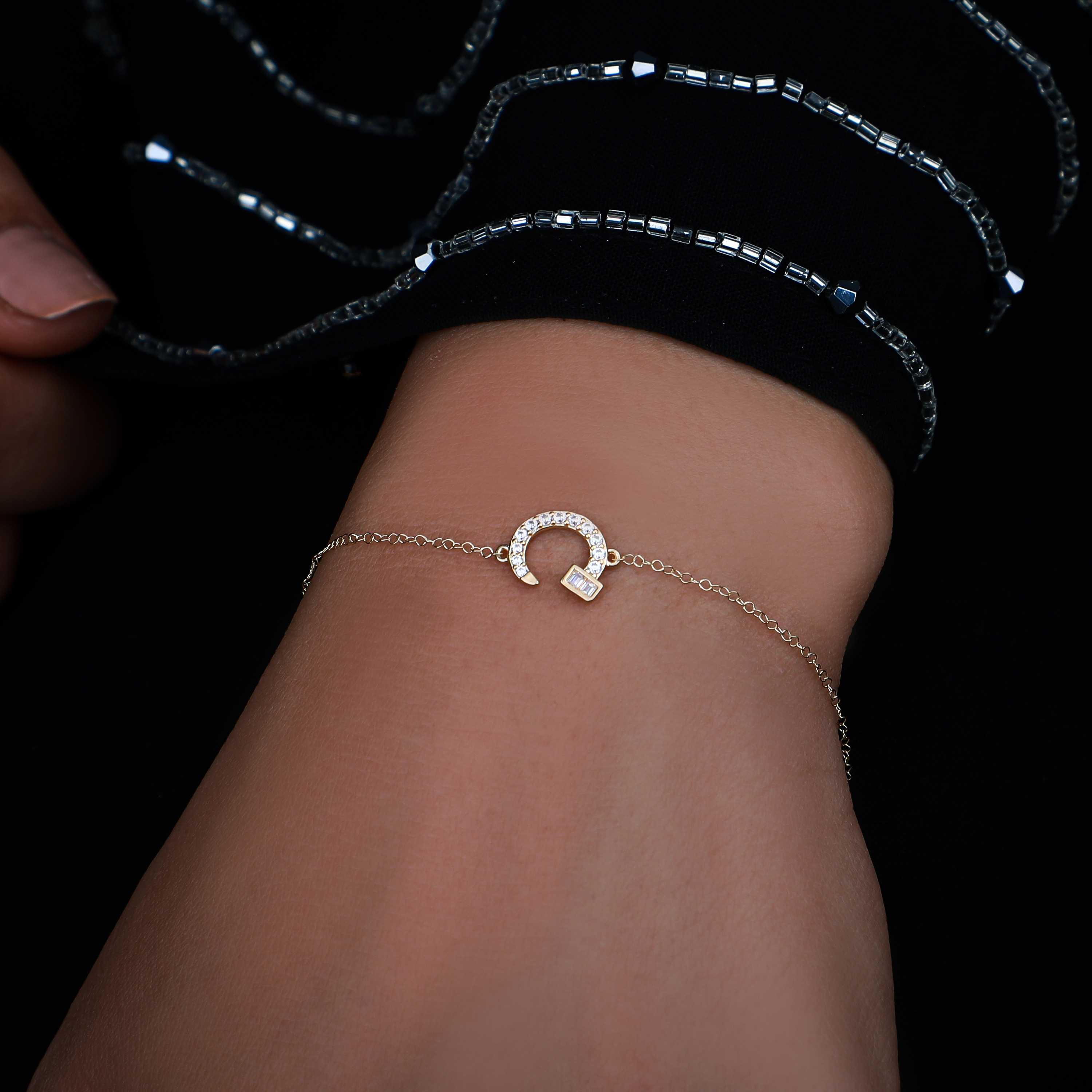 18 karat gold bracelet, made in Turkey