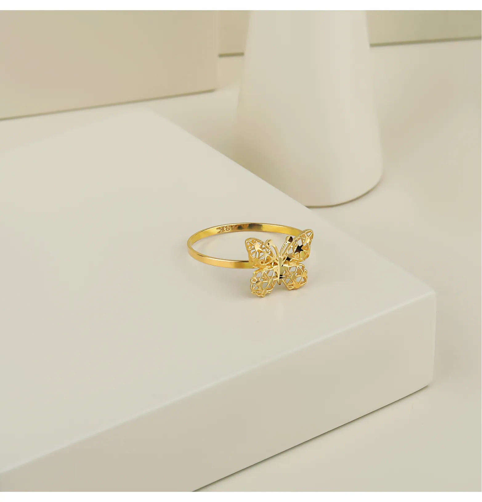 18 karat gold ring, Turkish made
