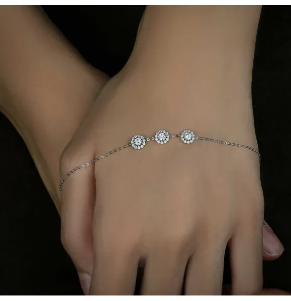 18 karat white gold bracelet, made in Turkey