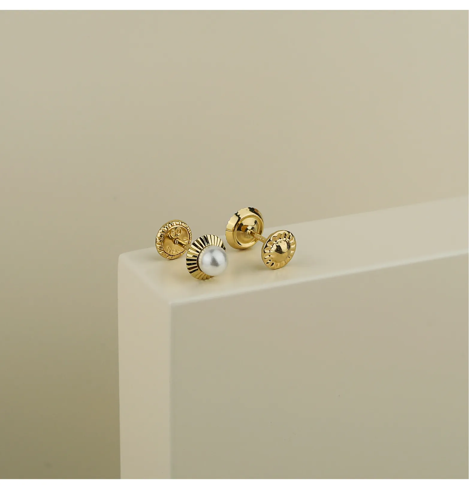 18 karat gold net ring suitable for children, made in Spain
