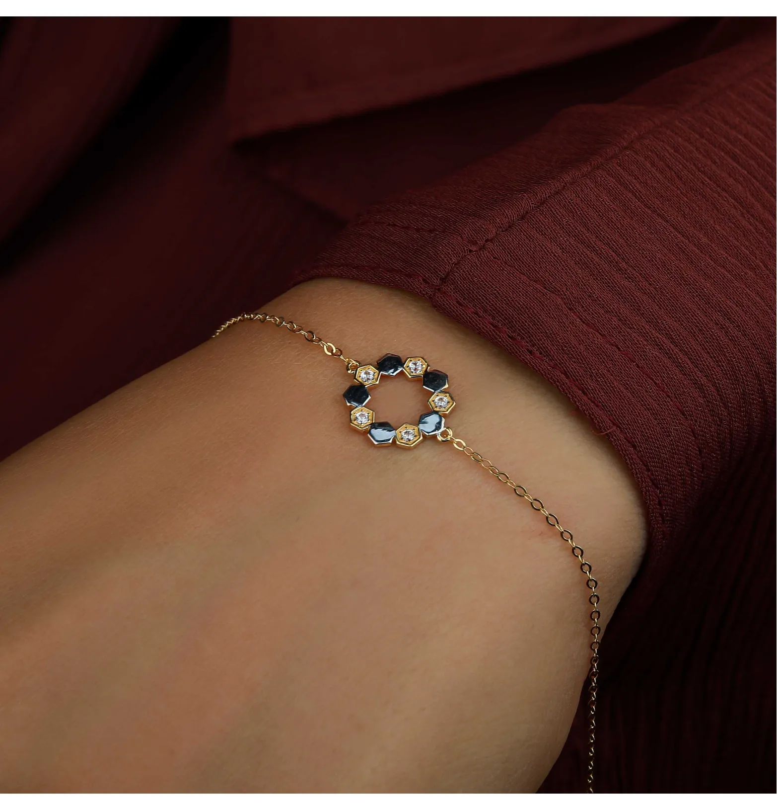 18 karat gold bracelet, made in Turkey