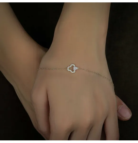 18 karat gold bracelet, made in Turkey