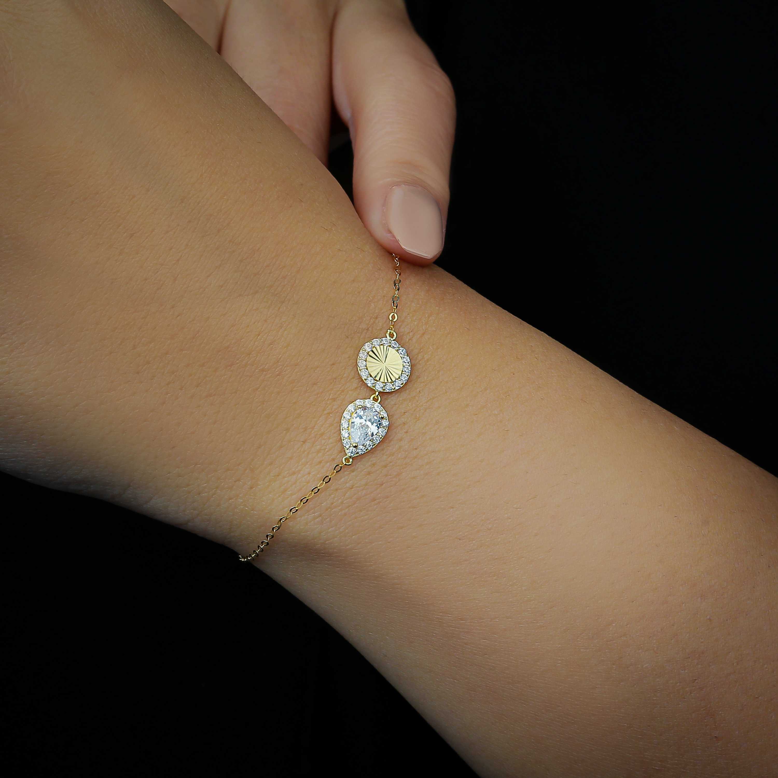 18 karat gold bracelet, made in Turkey