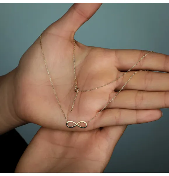 18 karat gold choker, made in Turkey