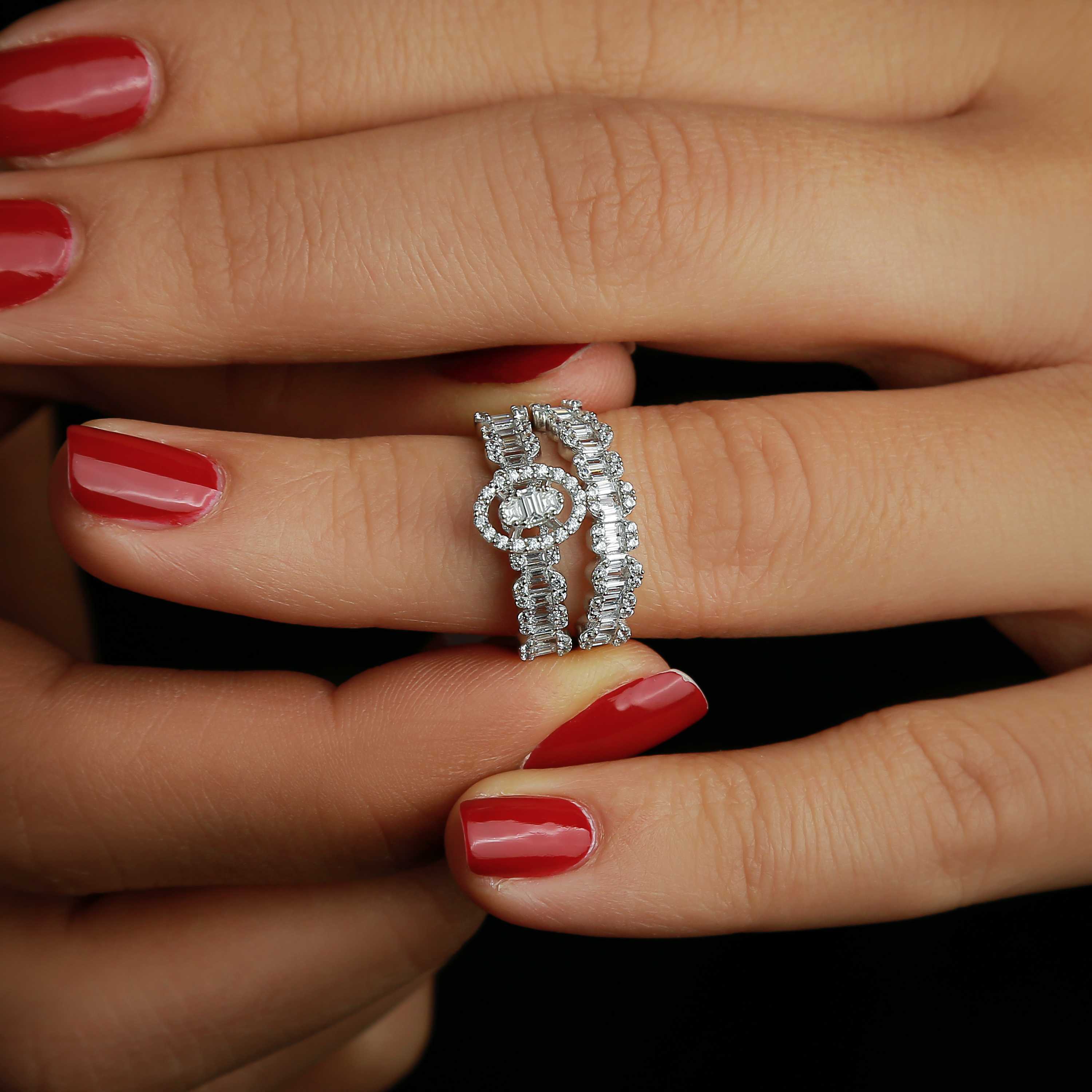 18 karat white gold ring, made in Turkey