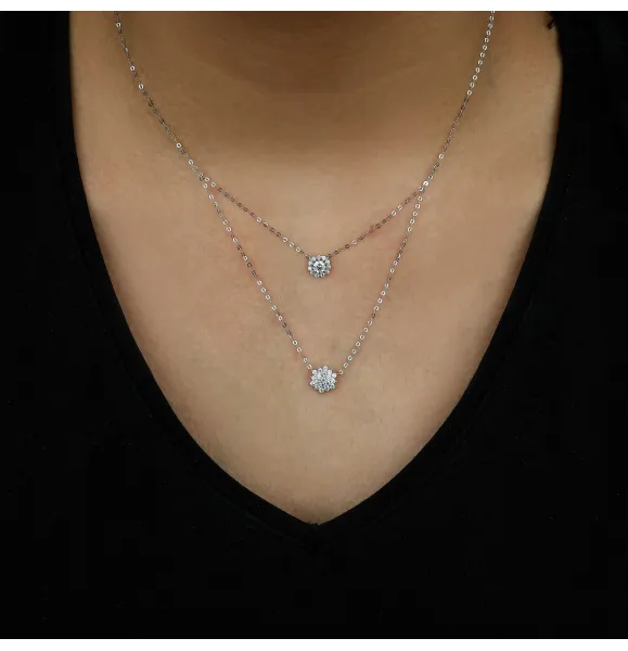 18 karat white gold choker, made in Turkey
