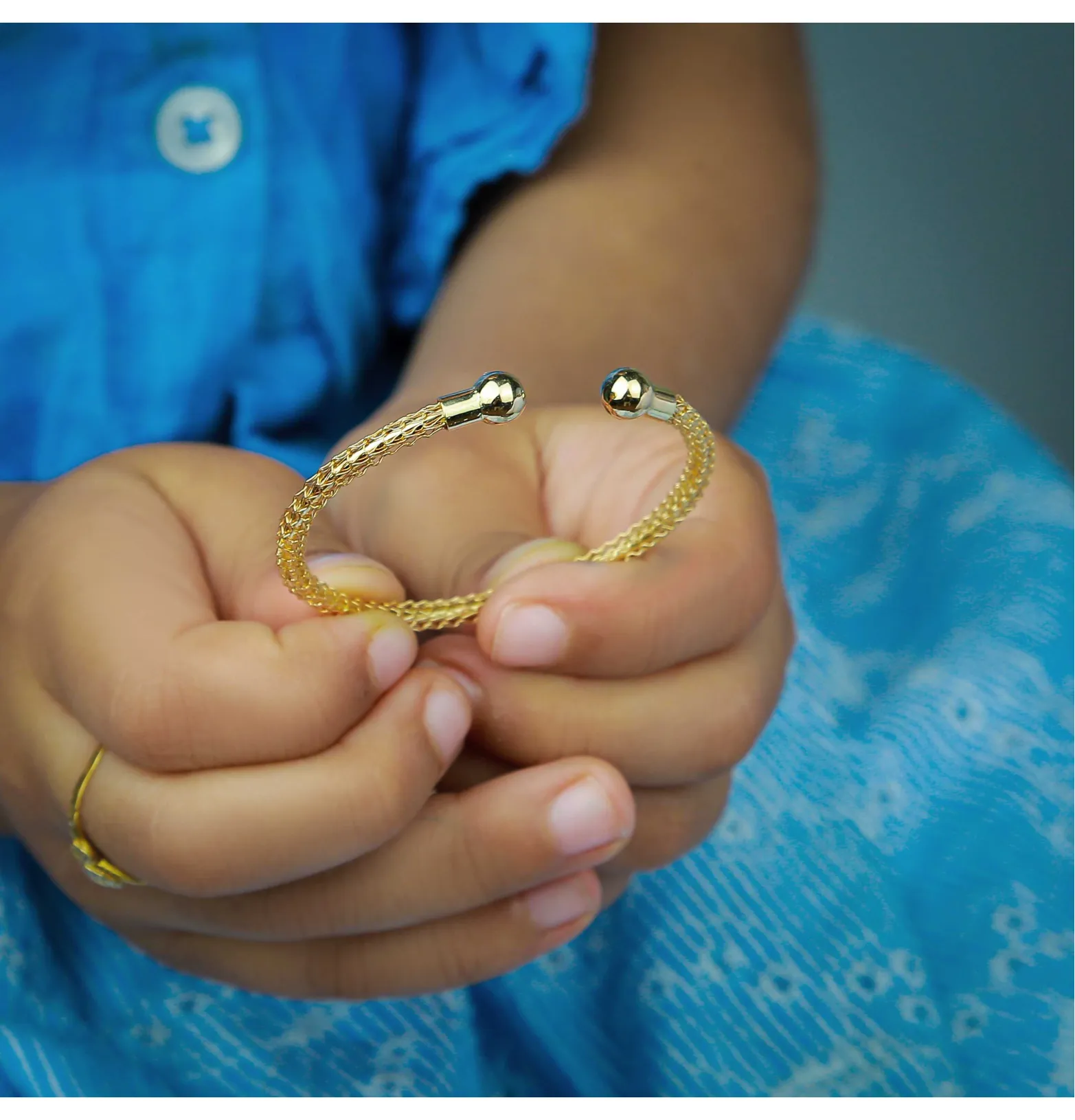 18 karat gold bracelet, made in Turkey for kids