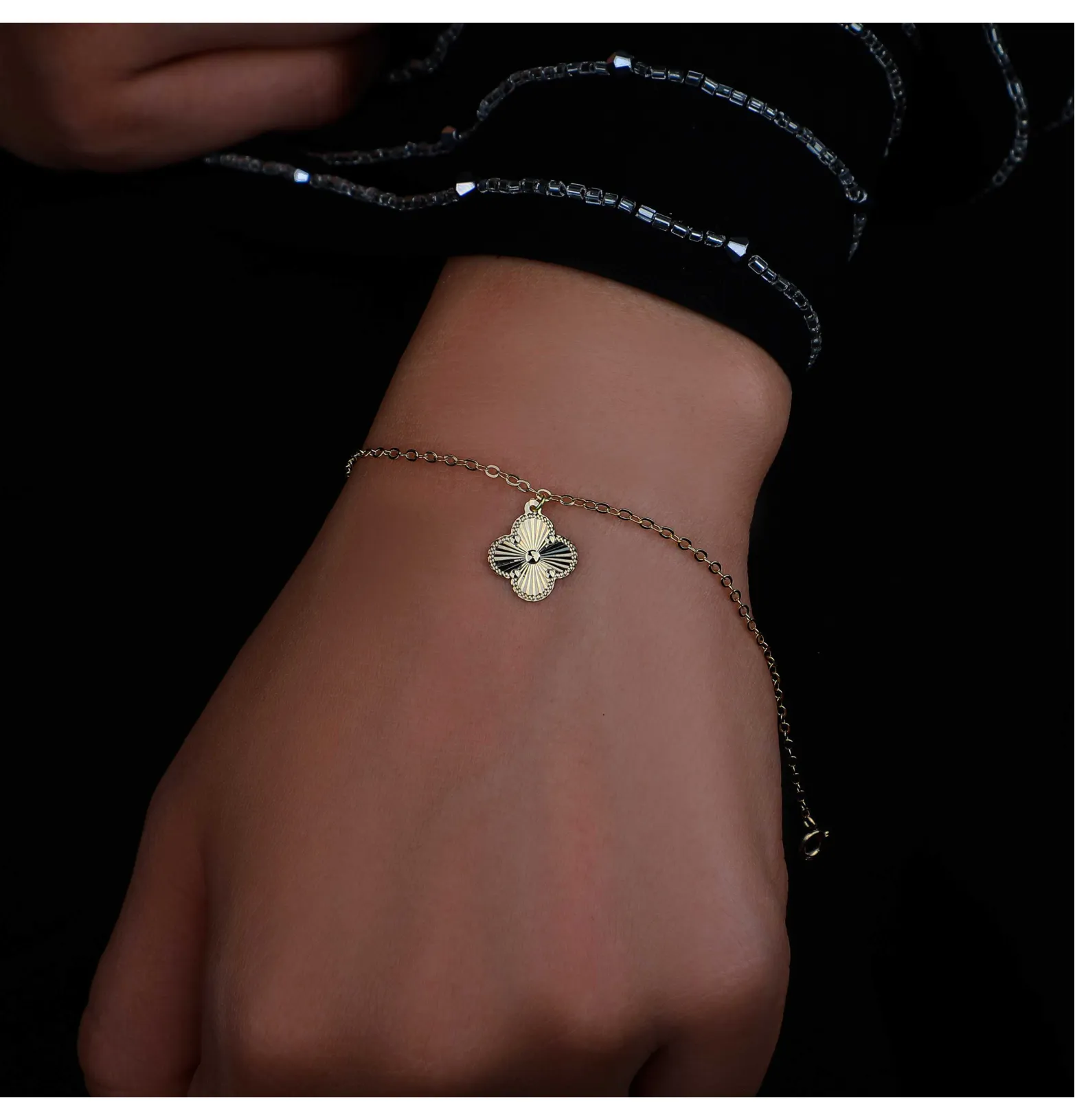 18 karat gold bracelet, made in Turkey