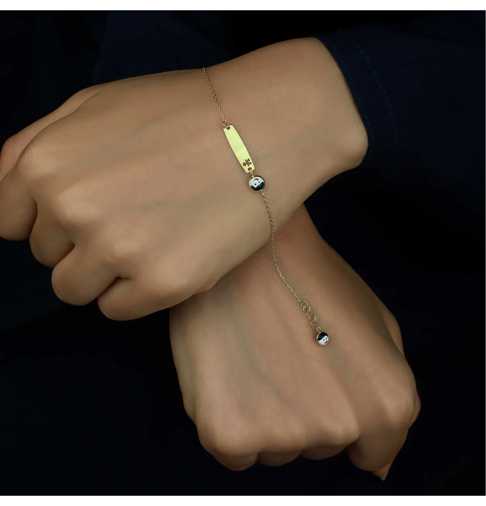 18-karat gold children's bracelet, made in Turkey