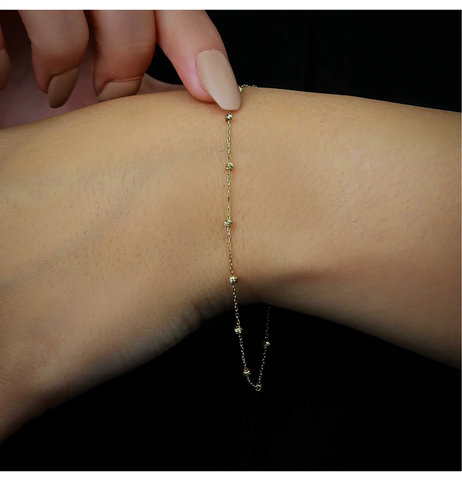 18 karat gold bracelet, made in Turkey