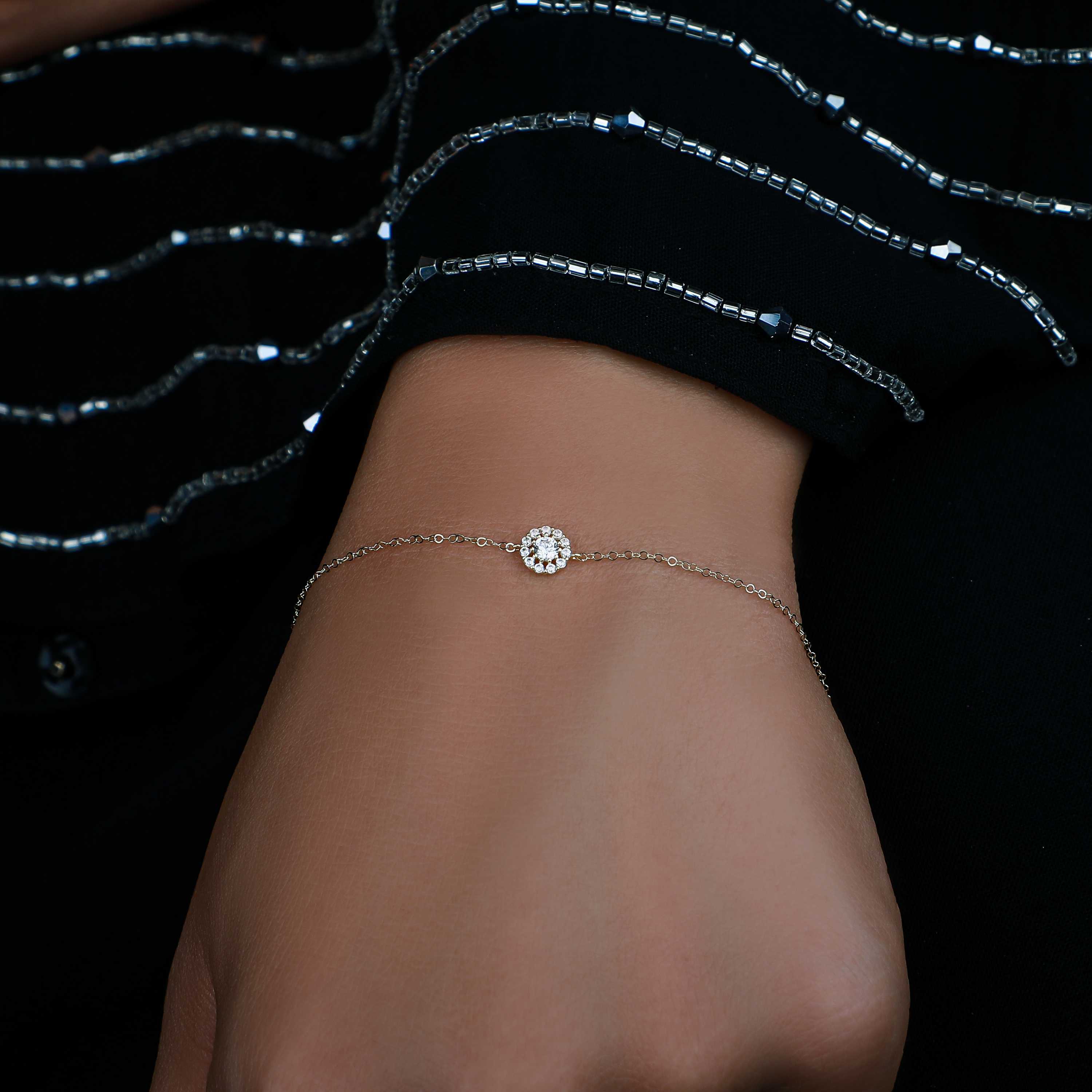 18 karat gold bracelet, made in Turkey