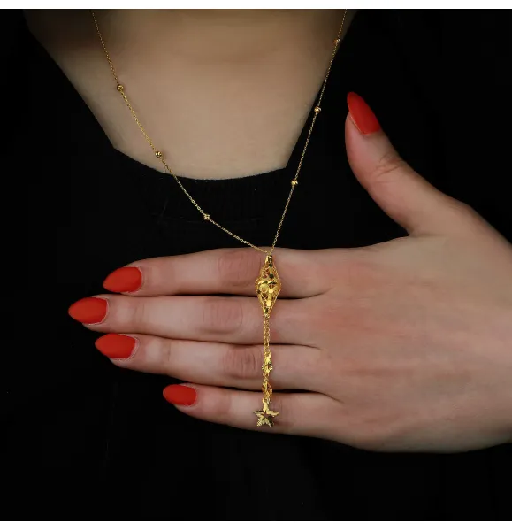 21-karat gold necklace, Omani-made