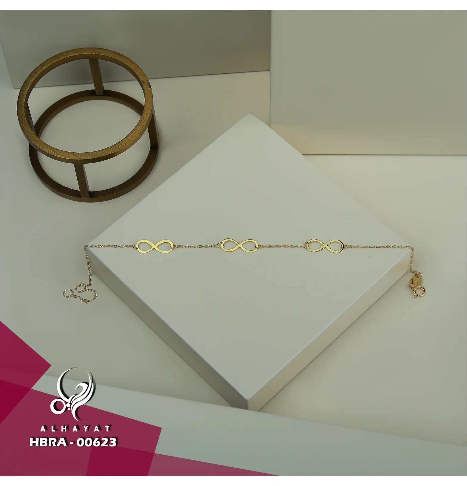 18 karat gold bracelet, made in Turkey